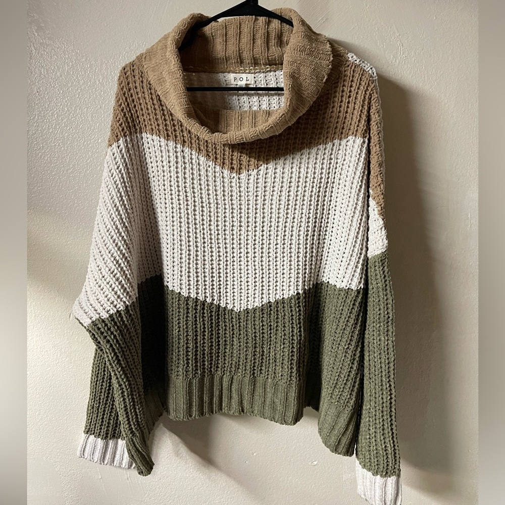 POL Colorblock Cowl Neck Sweater
